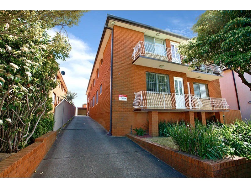 3/7 Allan Avenue, Belmore NSW 2192