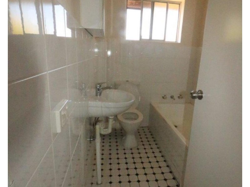 5/53 Benaroon Road, Belmore NSW 2192