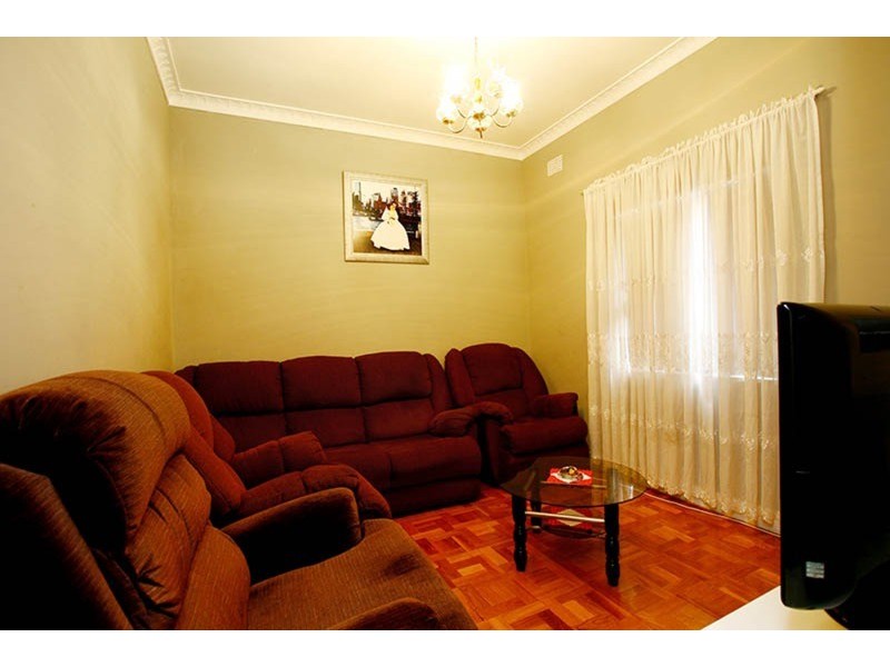 47 Northcote Street, Canterbury NSW 2193