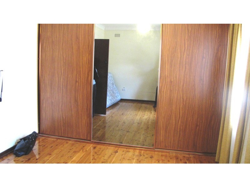 27 Cleary Avenue, Belmore NSW 2192