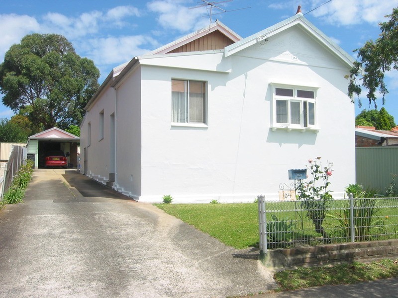 104 Yangoora Road, Lakemba NSW 2195