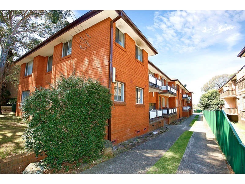 1/3 Hugh Street, Belmore NSW 2192