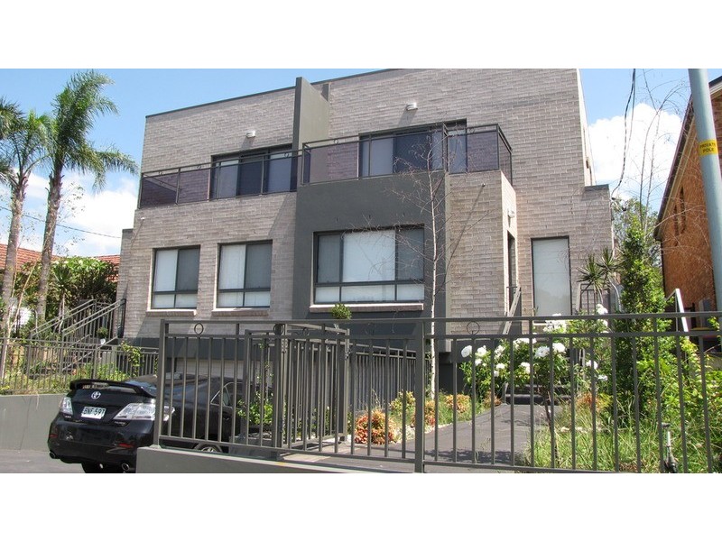 124A Juno Parade, Greenacre NSW 2190