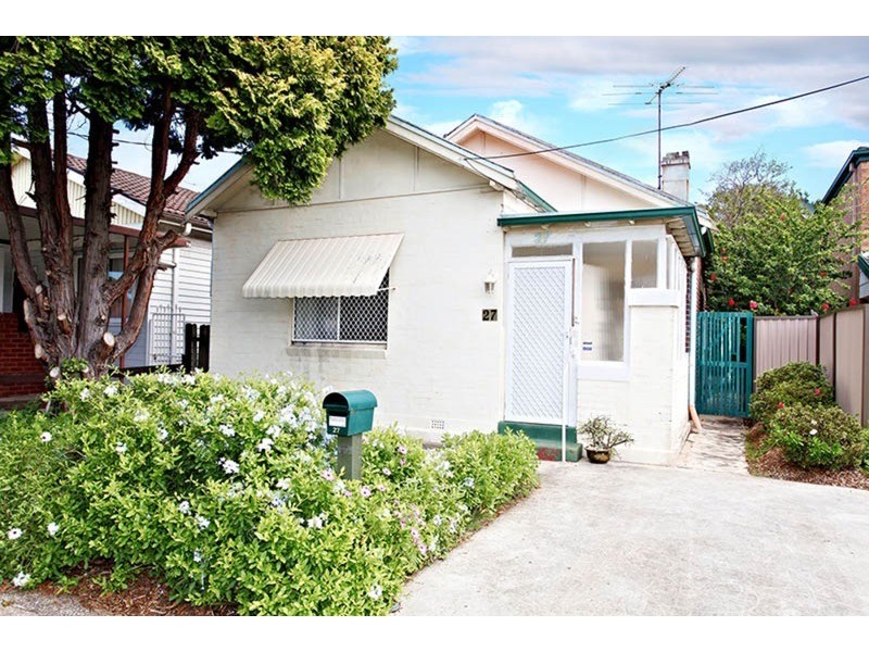 27 Nelson Avenue, Belmore NSW 2192