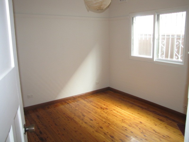 856 Canterbury Road, Roselands NSW 2196