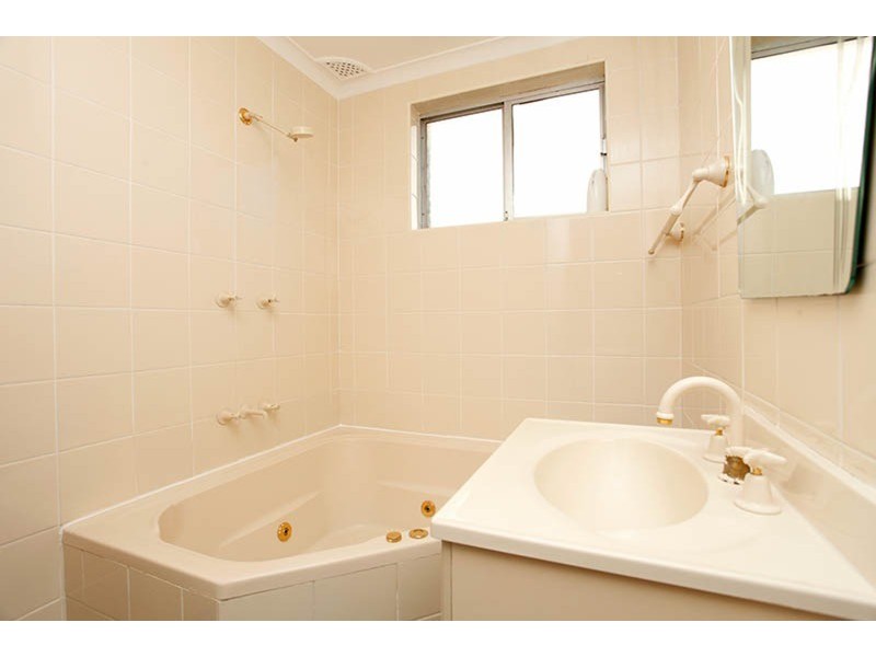 1/70 Chapel Street, Belmore NSW 2192