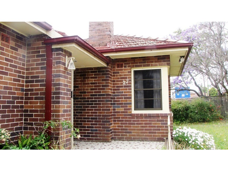 27 Cleary Avenue, Belmore NSW 2192
