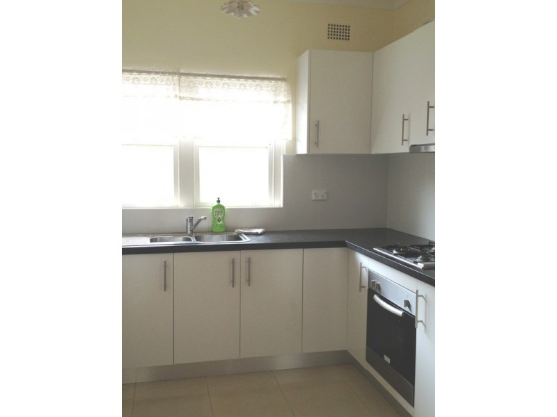 27 Cleary Avenue, Belmore NSW 2192