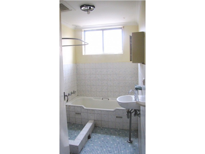 4/10 Ferguson  Avenue, Wiley Park NSW 2195