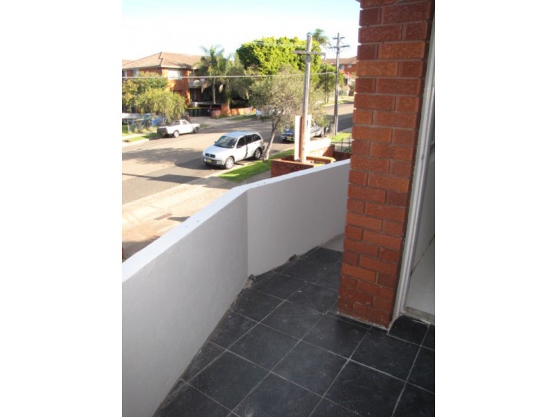 5/11 Phillip Street, Roselands NSW 2196