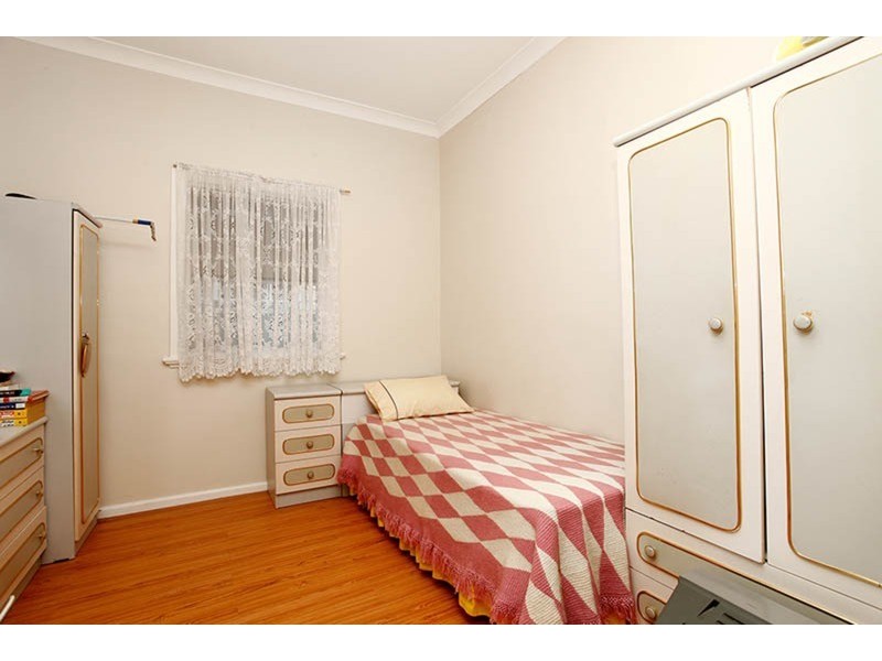 8 Reginald Avenue, Belmore NSW 2192