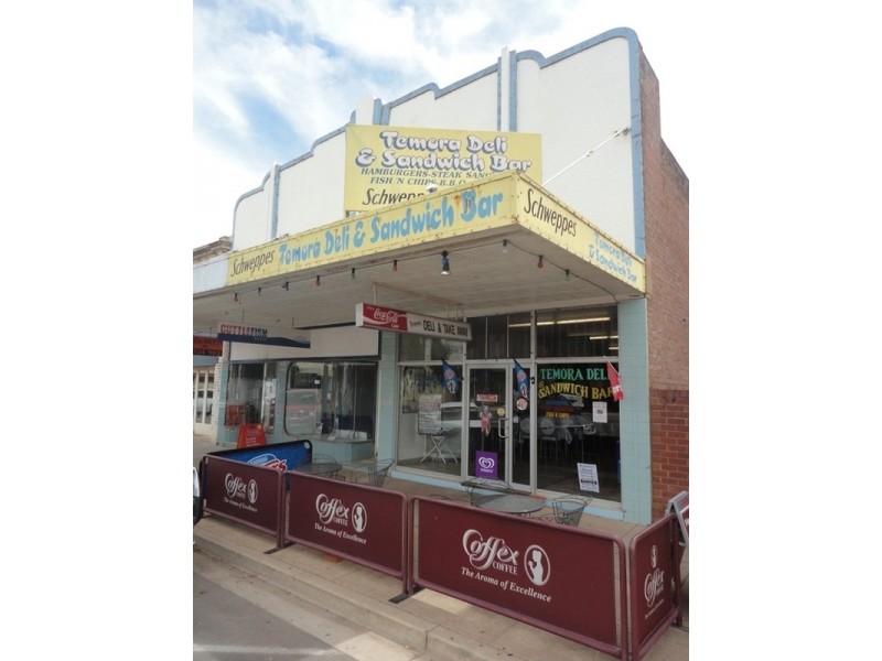 258 Hoskins Street, Temora NSW 2666