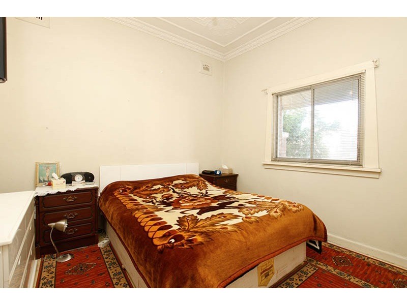 5 Leylands Parade, Belmore NSW 2192