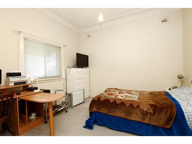 5 Leylands Parade, Belmore NSW 2192