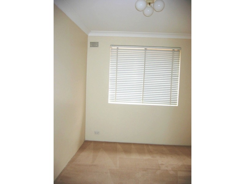 6/7 Allan Avenue, Belmore NSW 2192