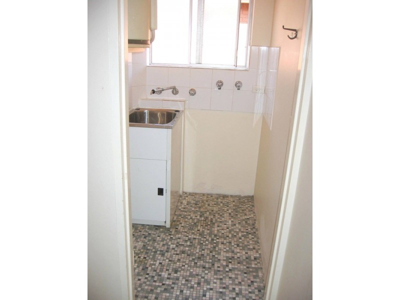 6/7 Allan Avenue, Belmore NSW 2192