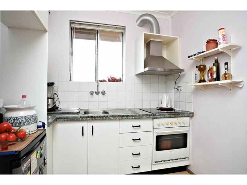 9/4 Howard Street, Canterbury NSW 2193