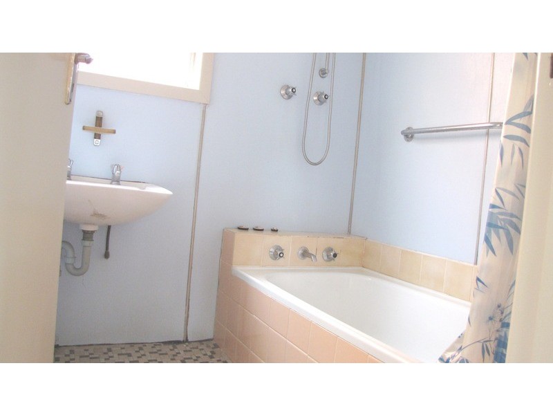 60 Lucerne Street, Belmore NSW 2192