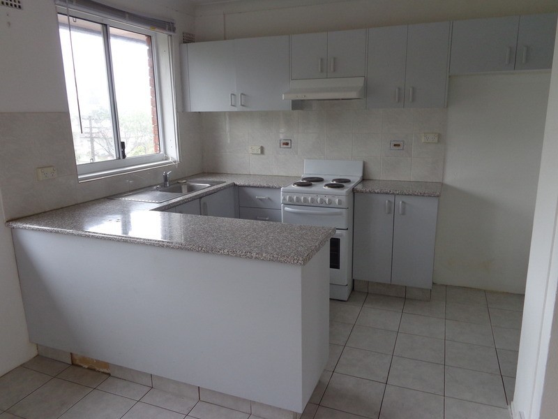 11/76 Leylands Parade, Belmore NSW 2192