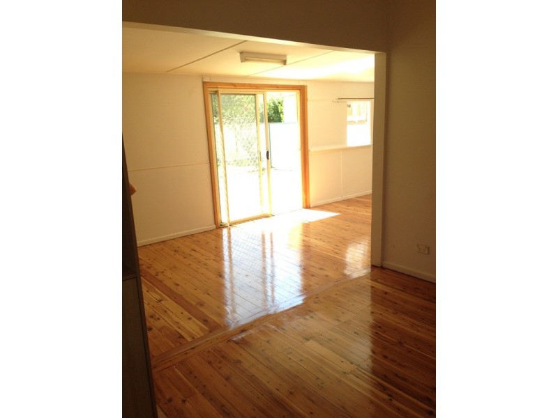 18 Blenman Avenue, Punchbowl NSW 2196