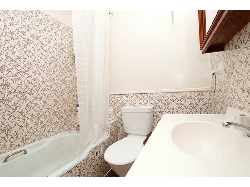 18 Blenman Avenue, Punchbowl NSW 2196