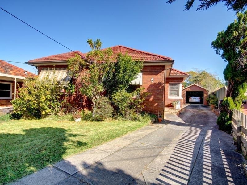 5 Pearl Avenue, Belmore NSW 2192
