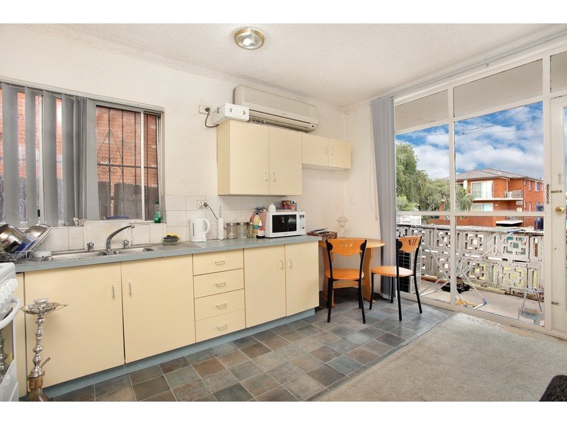 2/10 Yangoora Road, Belmore NSW 2192