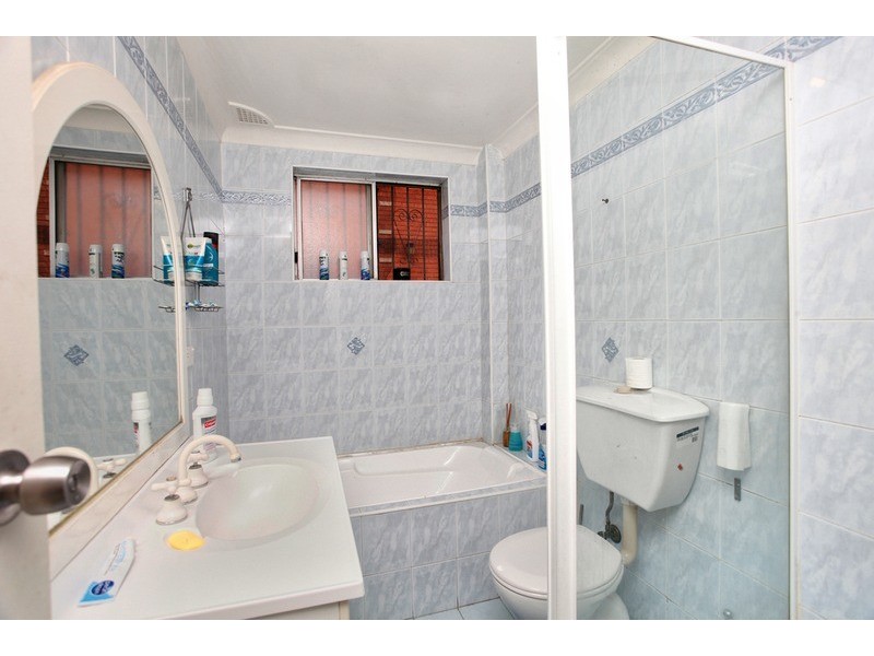 2/10 Yangoora Road, Belmore NSW 2192