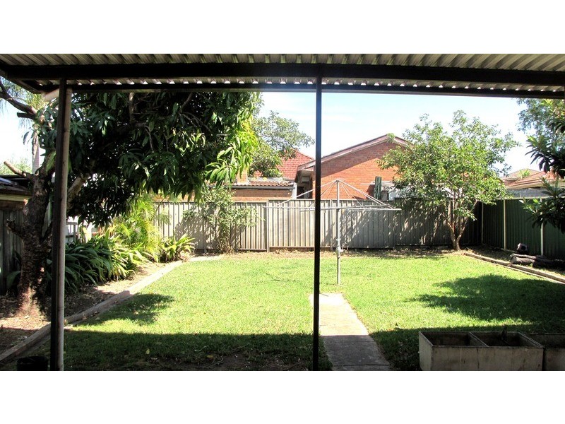 7 Passey Avenue, Belmore NSW 2192