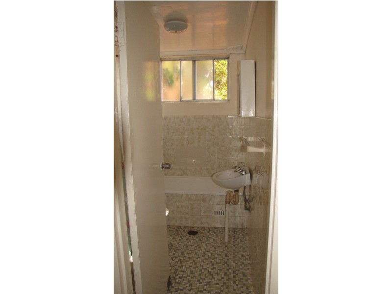 1/20 Willeroo Street, Lakemba NSW 2195