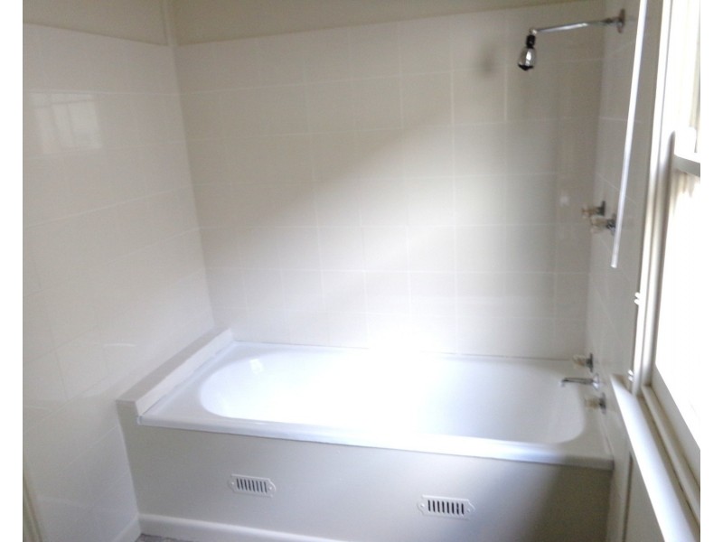 69 Railway Parade, Lakemba NSW 2195