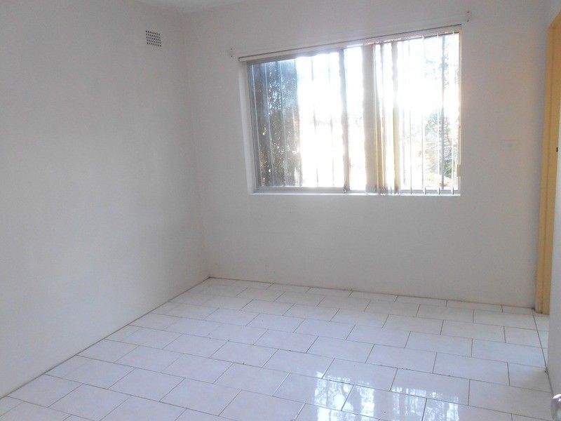 1/11 Phillip Street, Roselands NSW 2196