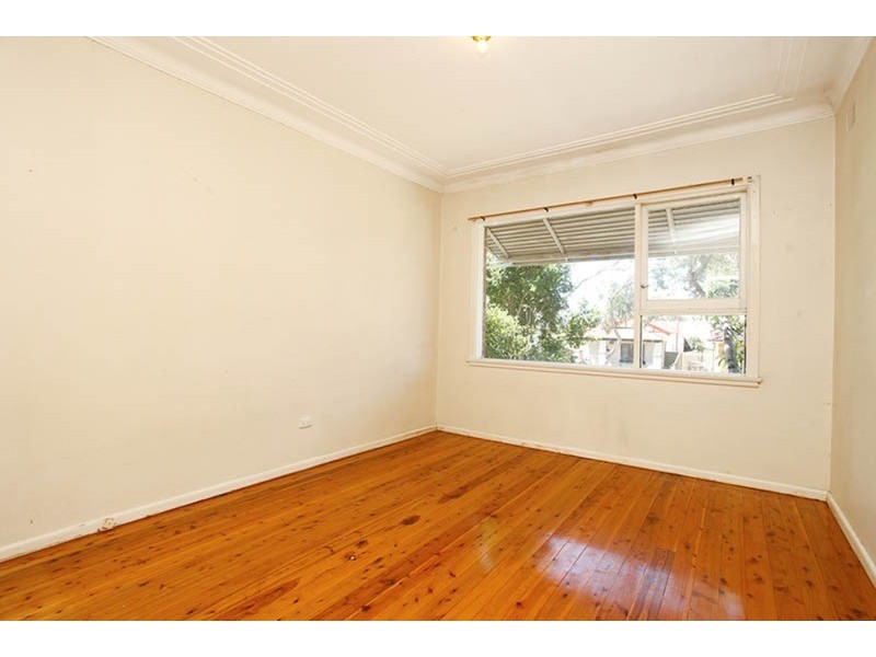 8a Brande  Street, Belmore NSW 2192