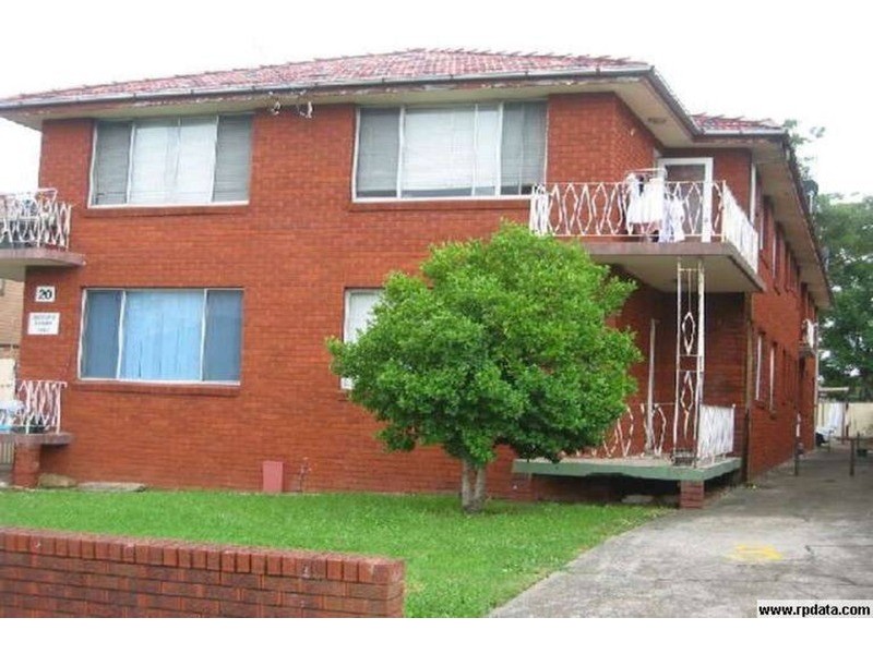 4/20 Willeroo Street, Lakemba NSW 2195