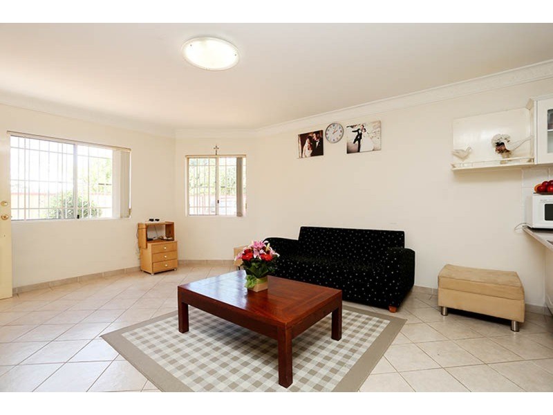 2/42 Lucerne Street, Belmore NSW 2192