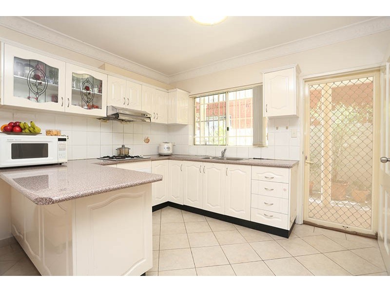 2/42 Lucerne Street, Belmore NSW 2192