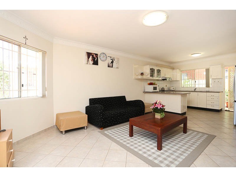 2/42 Lucerne Street, Belmore NSW 2192