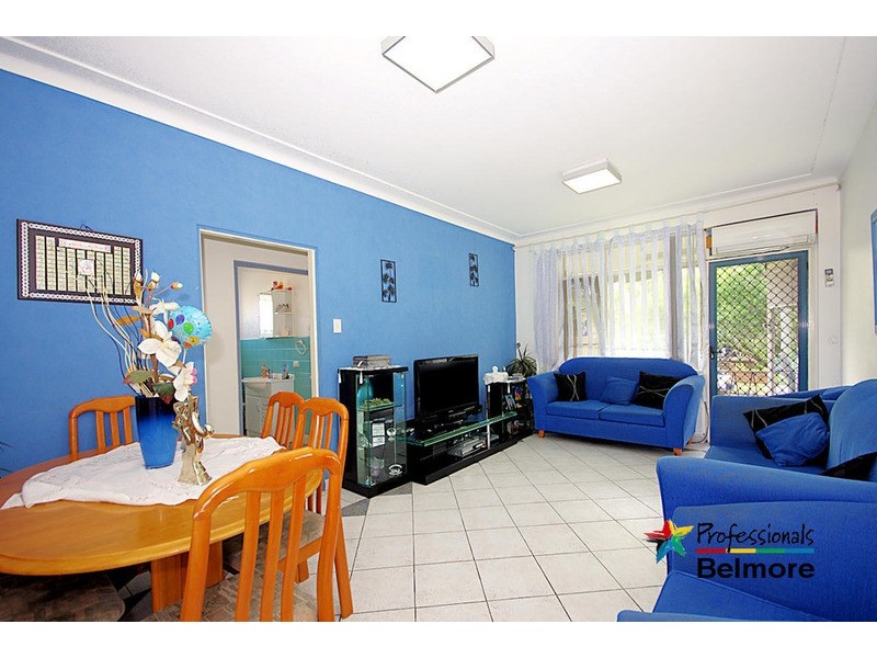 8/72 Dennis  Street, Lakemba NSW 2195