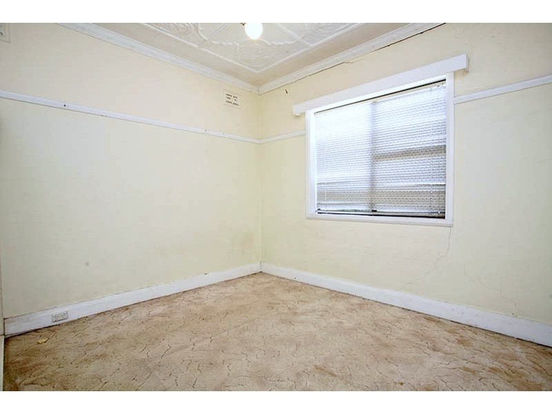 22 Bexley Road, Campsie NSW 2194