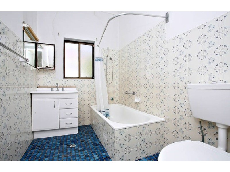 22 Bexley Road, Campsie NSW 2194