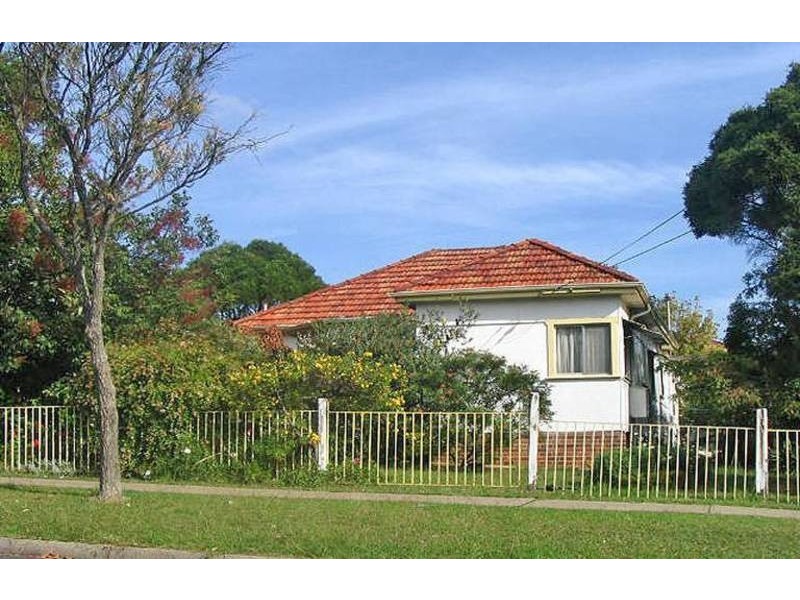 118  Mimosa  Road, Greenacre NSW 2190