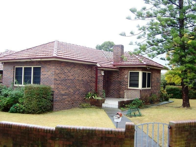 27 Cleary Avenue, Belmore NSW 2192