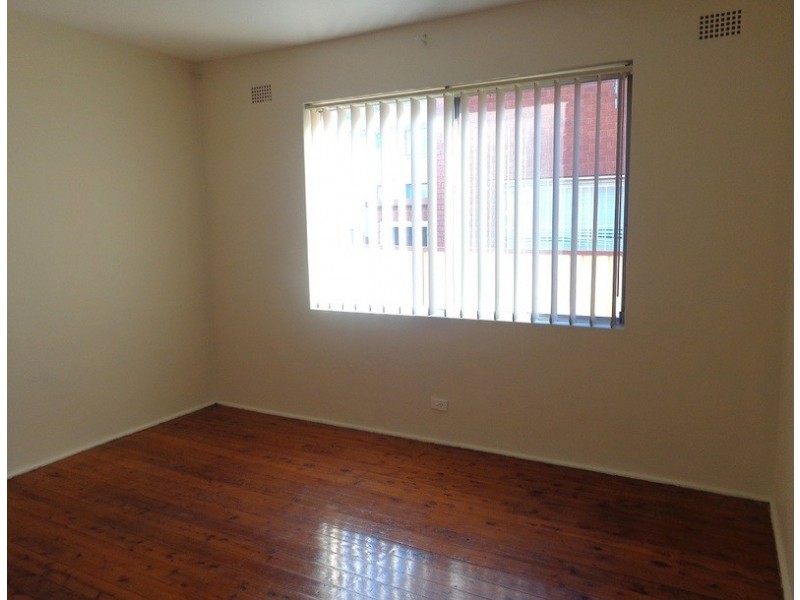 1/109 Victoria Road, Punchbowl NSW 2196