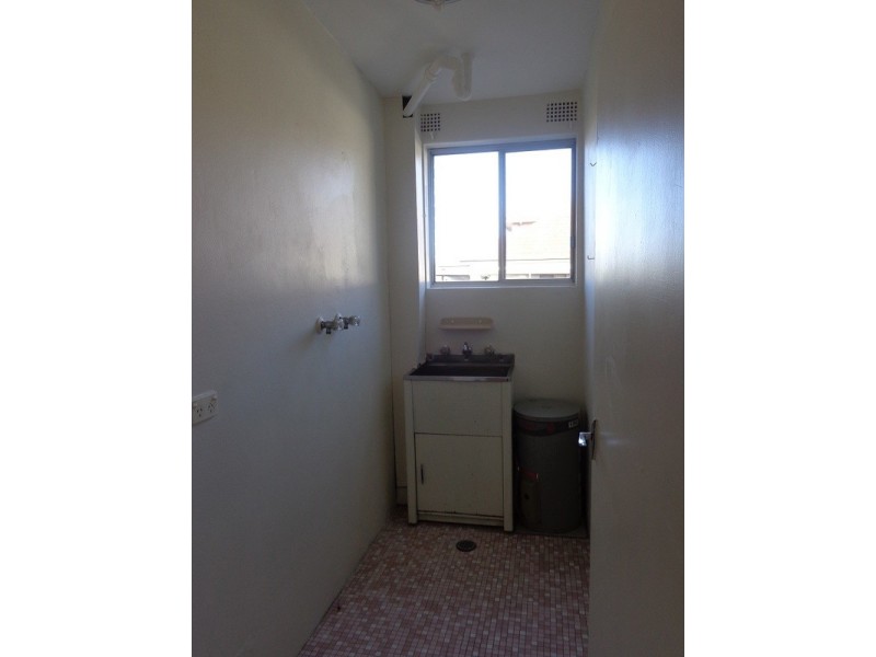 1/109 Victoria Road, Punchbowl NSW 2196