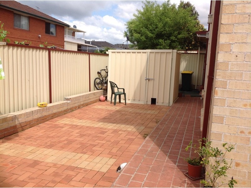 3/14 Hugh Street, Belmore NSW 2192