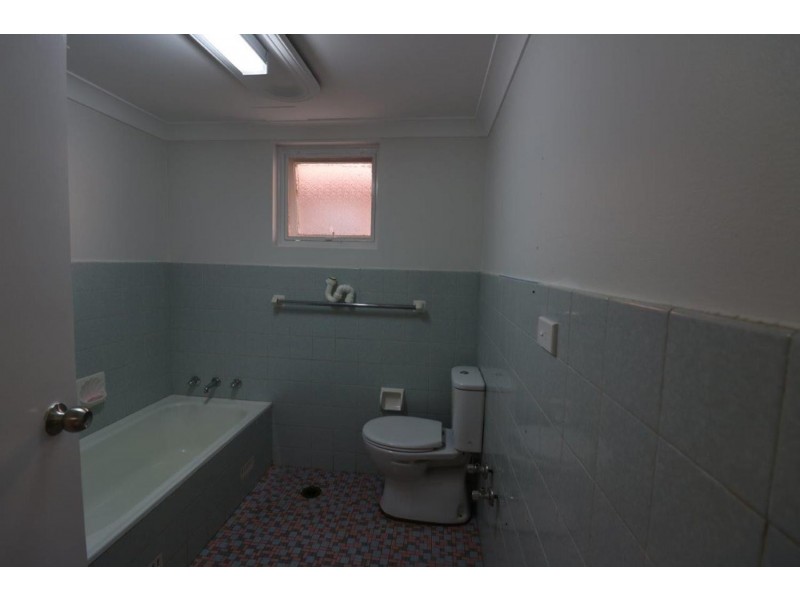 2/20 The Broadway, Punchbowl NSW 2196