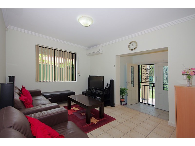 2A The Boulevarde, Belmore NSW 2192