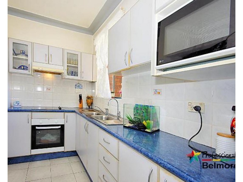 8/72 Dennis Street, Lakemba NSW 2195