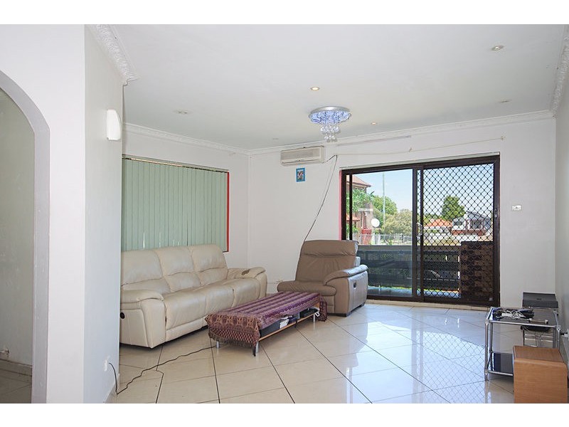 1/205 Haldon Street, Lakemba NSW 2195