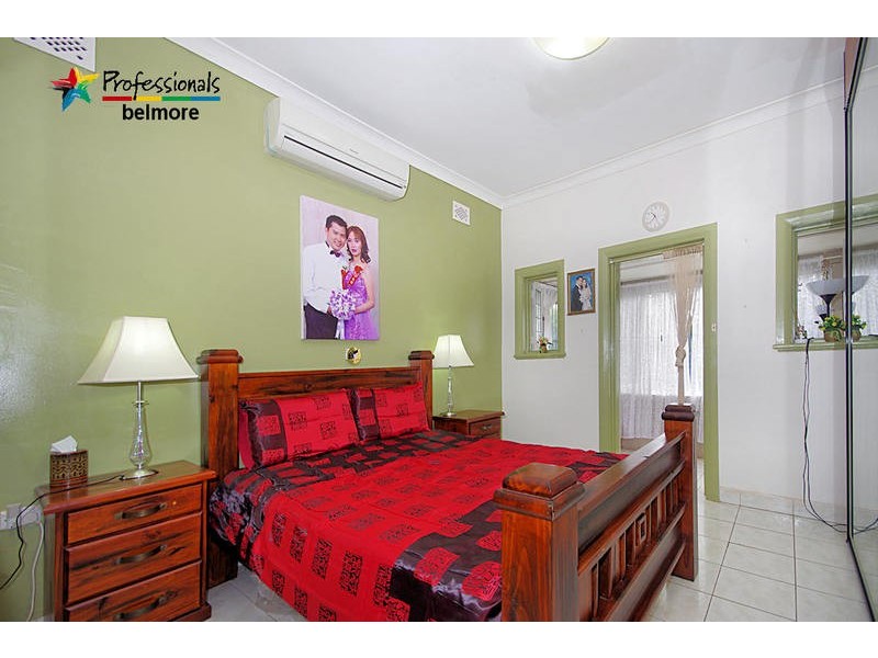 9 Renown Avenue, Wiley Park NSW 2195